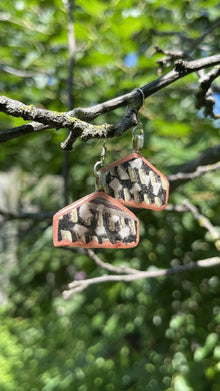  Pretty Paper Earrings - Obsidian Pause Wearable Paper Art