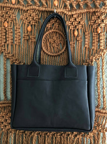  Expedition Tote in MATTE BLACK - Angela Bacskocky