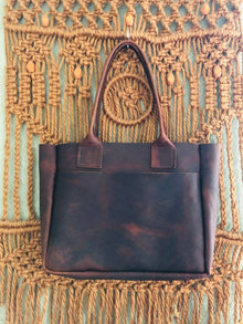  Expedition Tote in MAHOGANY - Angela Bacskocky