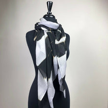  Silk Cloqué Shibori Scarf - Laura Hunter