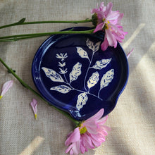  Blue & White Botanical Spoon rest - Bright Raven Studio