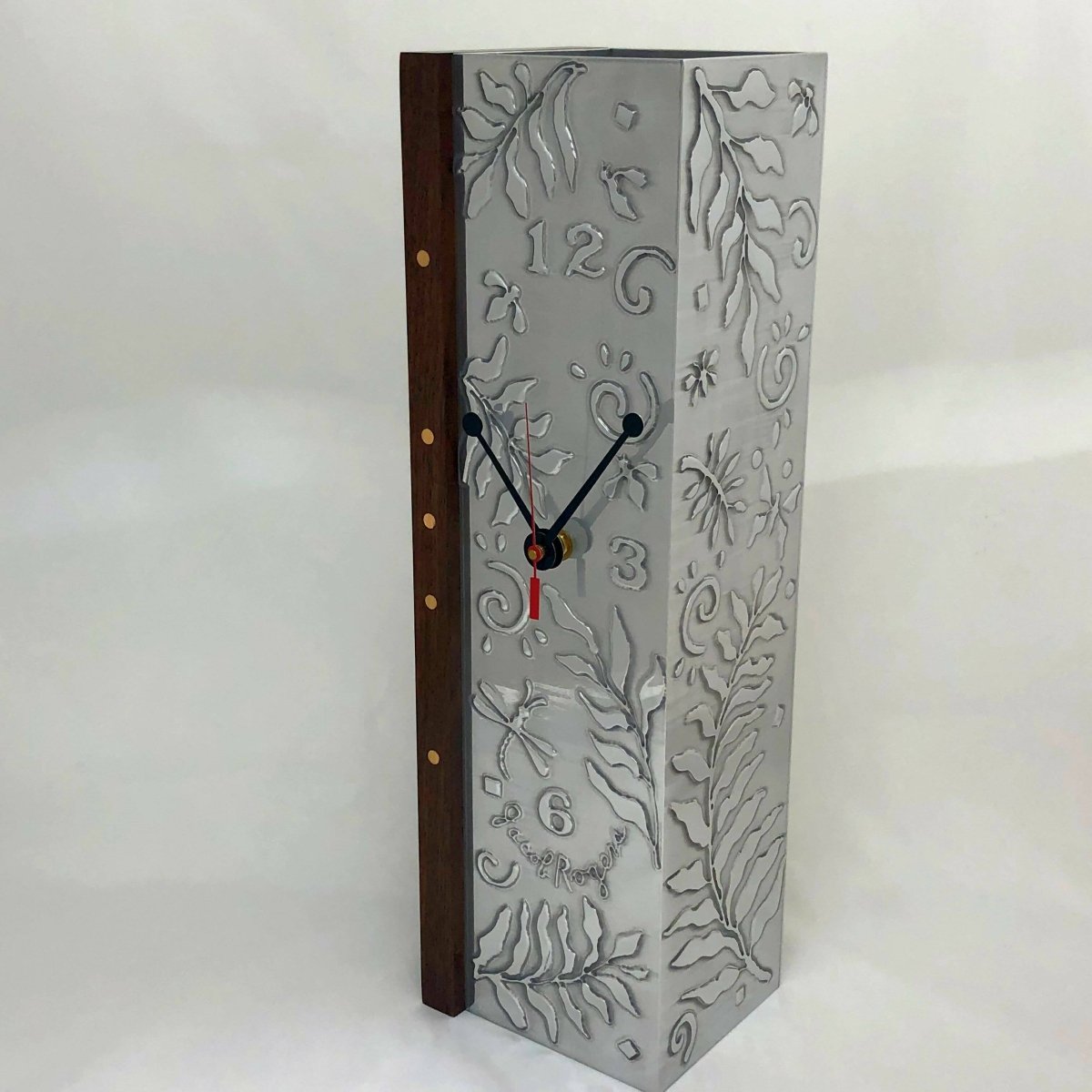 JRA Walden Table Clock