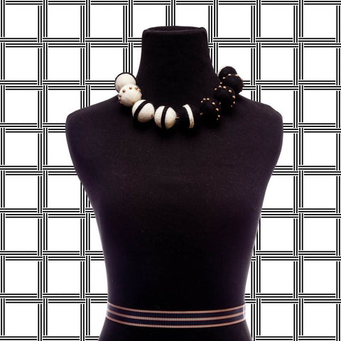 Big Felt Stripe Necklace | Black/White